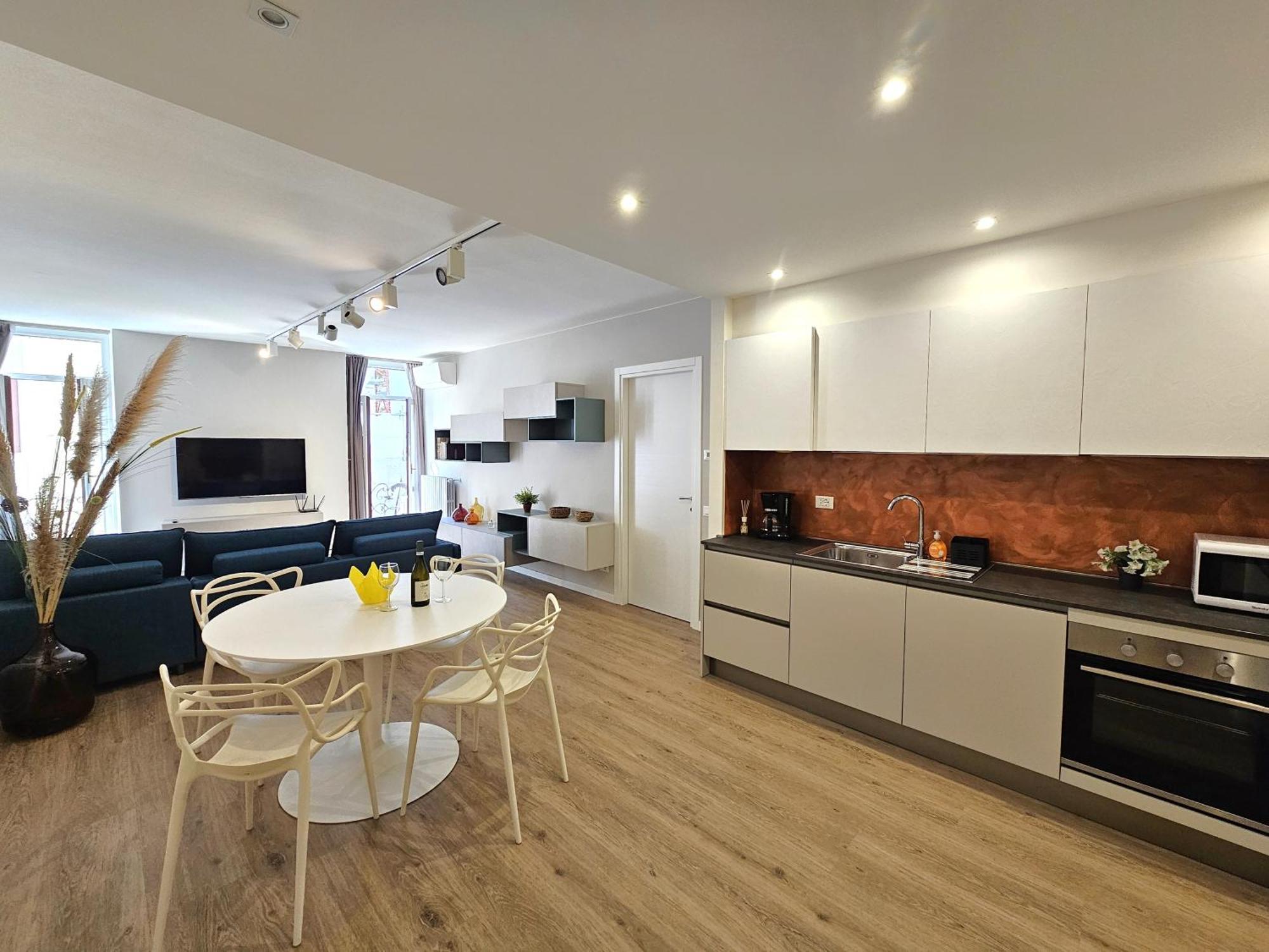 Apartament La Piazzuola Salo' Zewnętrze zdjęcie